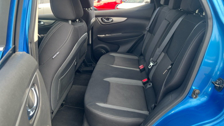 Nissan Qashqai 1.5 dCi N-Connecta 5dr Diesel Hatchback